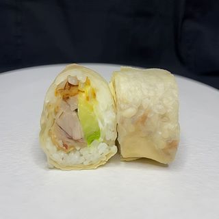 91. Sushi frito de pato (8 piezas)