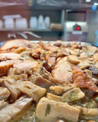 Arrosto di Vitello Al Forno con funghi