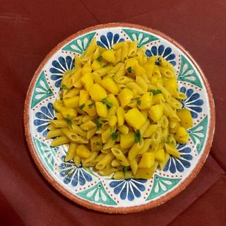 Mezze penne con patate 