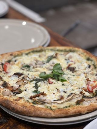 Pizza Al Pollo
