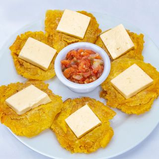Patacones con Queso