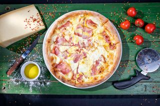 Pizza Carbonara mica