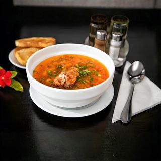 Ciorba de fasole cu costita