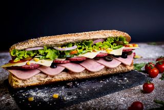 Голям сандвич дърпано телешко