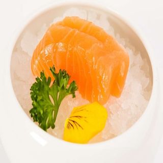 Sashimi salmone - 2 pezzi
