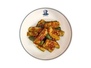 Биті огірки в пікантному соусі L (220g)