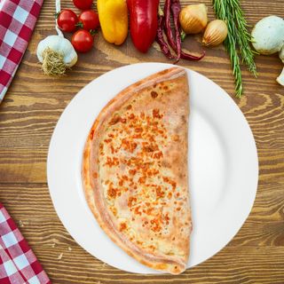 Pizza Calzone inchisa