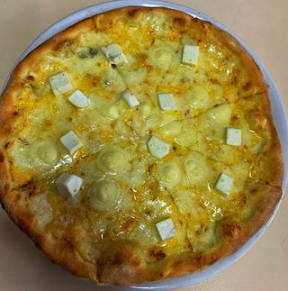 Піца ROKKI(6сортів сиру)  33см.600гр.