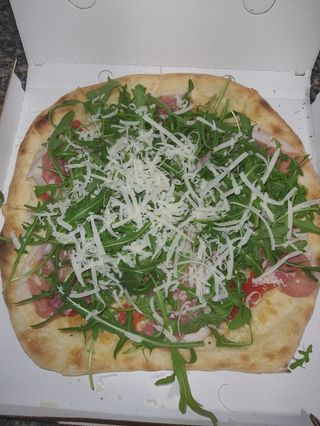 Pizza primavera fredda
