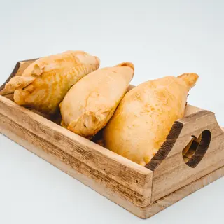 12 empanadas surtidas