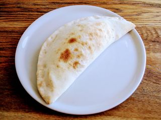 CALZONE