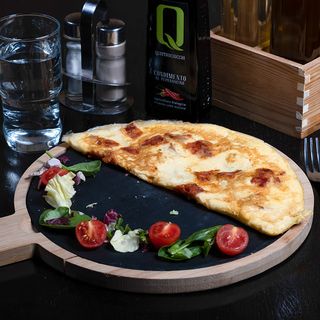 Omleta cu sunca si cascaval