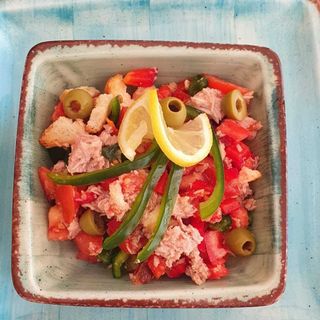 Tuna salata