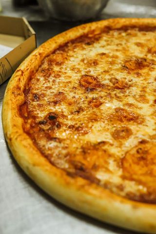 Margherita pizza 50 cm