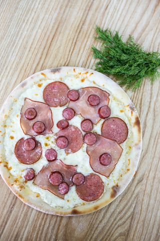 Піца Мисливська (25см). Продукт заморожений.