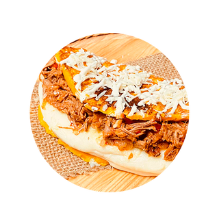 Cachapa Con Queso De Mano Y Mechada