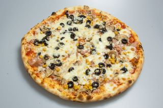 Pizza Capriciosa mare Ø 44cm