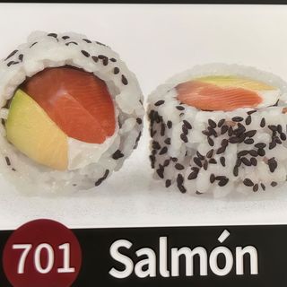 California roll salmón (8 piezas)