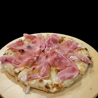 Focaccia con crudo mattone