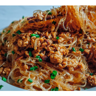 27. Spaghetti di soia con carne e verdure miste