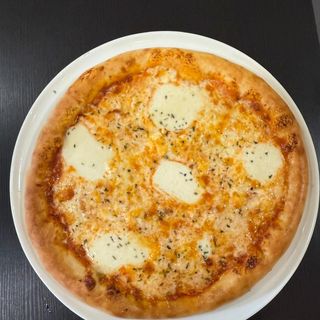 Pizza Quatro Queijos