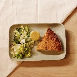 Quiche Lorraine Keto con Mix de Verdes