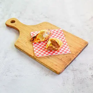 Empanada De Carne Picante