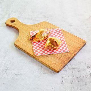 Empanada De Carne Picante