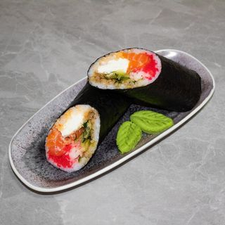 Суші шаурма лосось