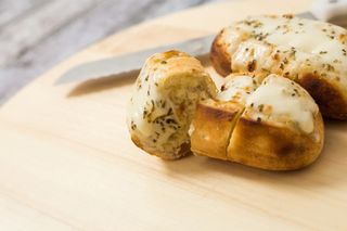 Pão de Alho com Carne Kebab