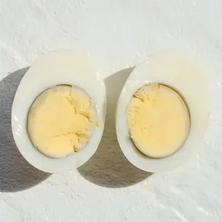 Яйцо вареное