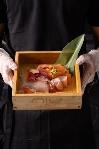 Sashimi selection mix 18 pezzi