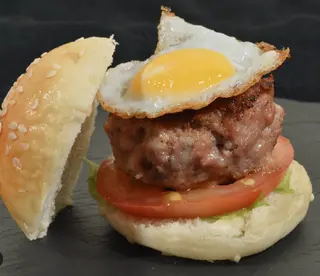 Miniburguer de pollo aliñado