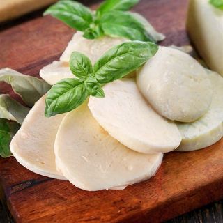 Сир моцарела