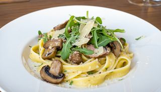 Tagliatelle z polędwicą wieprzową