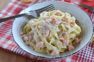 ტალიატელე ორაგულით 