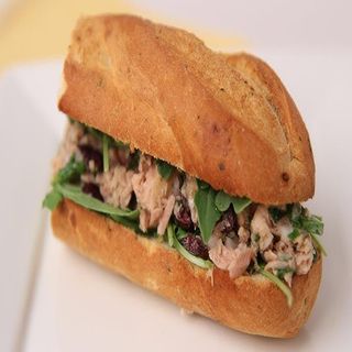 Tuna/Atum Baguette