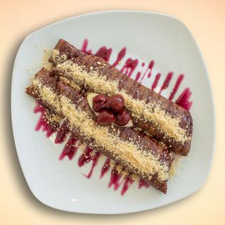 Čokoladna palačinka i višnja