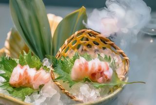 102. Sashimi branzino - 6 pezzi