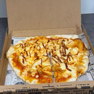 Pizza De Pollo Y Barbacoa Artesanal (30 Cm.)