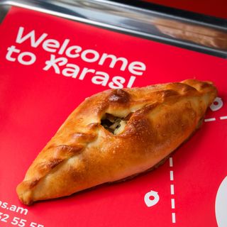 Կարկանդակ հավով և սնկով