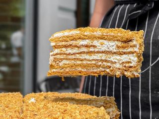 ТОРТ МЕДОВИЙ (150g)