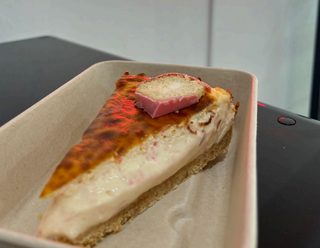 Tarta pantera rosa (porción)