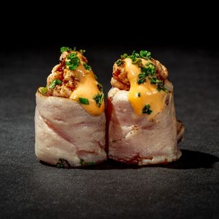 147. Gio seared maguro  2 pezzi