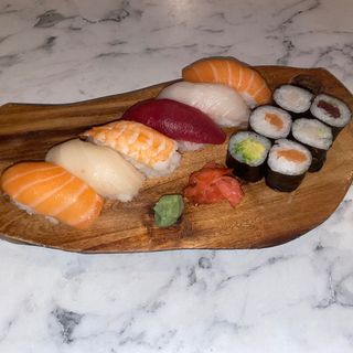 Bandeja Sushi Variado (12 Pzs.)