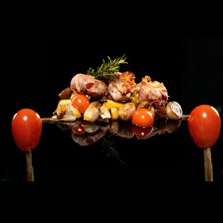 Салтимбока от свинско бон филе с панчета коппата и сотирани зеленчуци (400г)