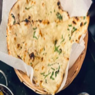 Garlic naan