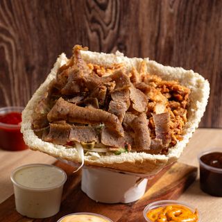 Kebab w Bułce samo mięso Mega