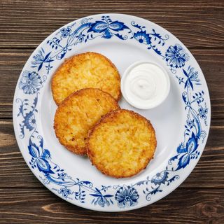 Деруни зі сметаною