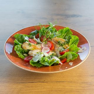 Sałatka Cezar kurczak